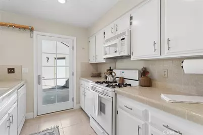 1106 Oceanaire #1, San Luis Obispo, CA 93405 - Photo 13