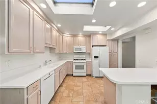27108 Rio Pecos, Valencia, CA 91354 - Photo 11