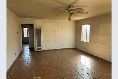 401 4th, Bakersfield, CA 93304 - Photo 3