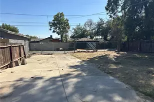 401 4th, Bakersfield, CA 93304 - Photo 25