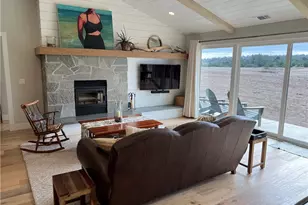 526 Huntington Rd, Cambria, CA 93428 - Photo 7