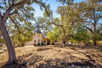 10045 Old Morro, Atascadero, CA 93422 - Photo 1
