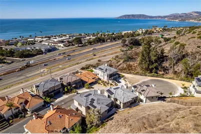 2732 Barcelona, Pismo Beach, CA 93449 - Photo 49