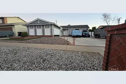 22326 Paraguay Drive, Saugus, CA 91350 - Photo 3