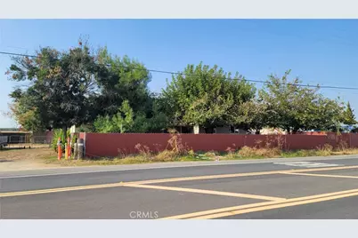 3851 Santa Fe, Shafter, CA 93263 - Photo 1