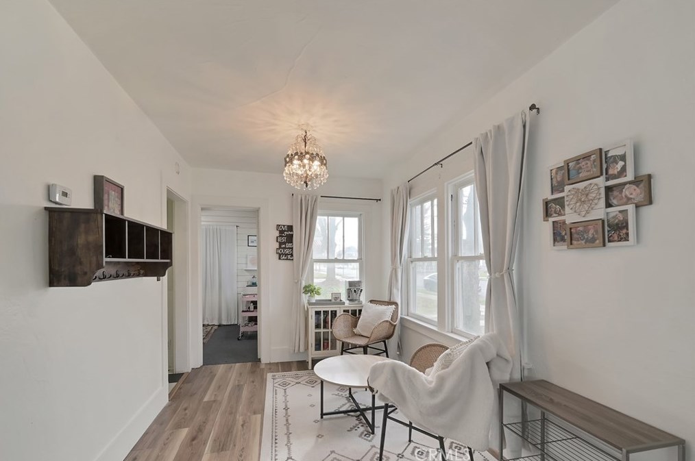 553 Cooper Ave, Yuba City CA  95991-4952 exterior