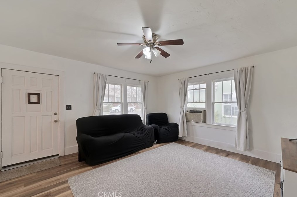 553 Cooper Ave, Yuba City CA  95991-4952 exterior