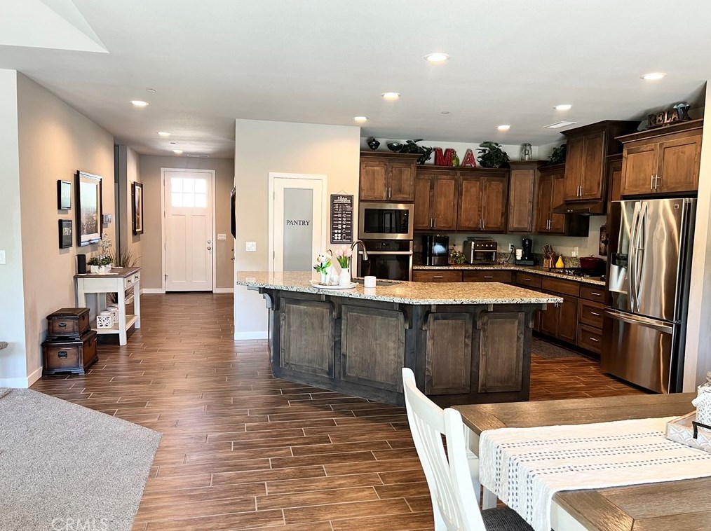 12 Bitterroot Ct, Chico CA  95973 exterior