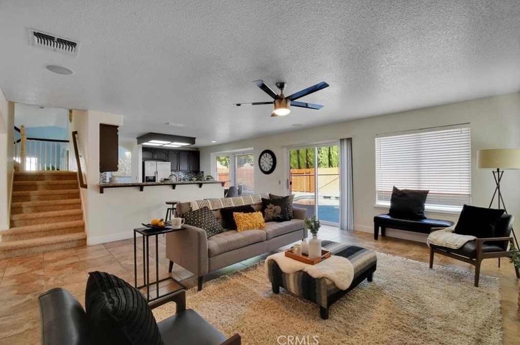 1961 Deerfield Dr, Yuba City CA 95993-9276 exterior