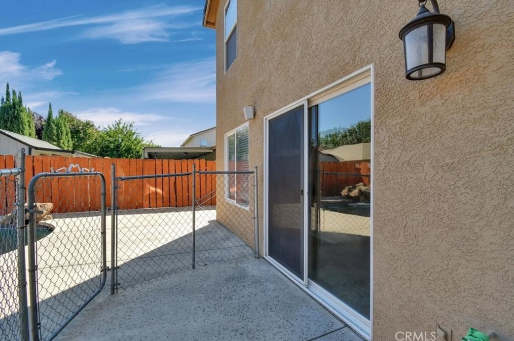 1961 Deerfield Dr, Yuba City CA 95993-9276 exterior