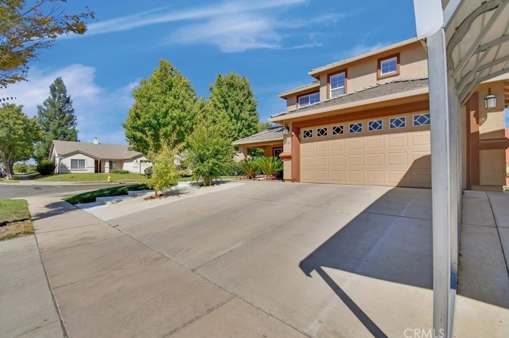 1961 Deerfield Dr, Yuba City CA 95993-9276 exterior