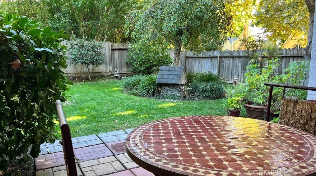 675 Grafton Park Dr, Chico CA  95926-8602 exterior