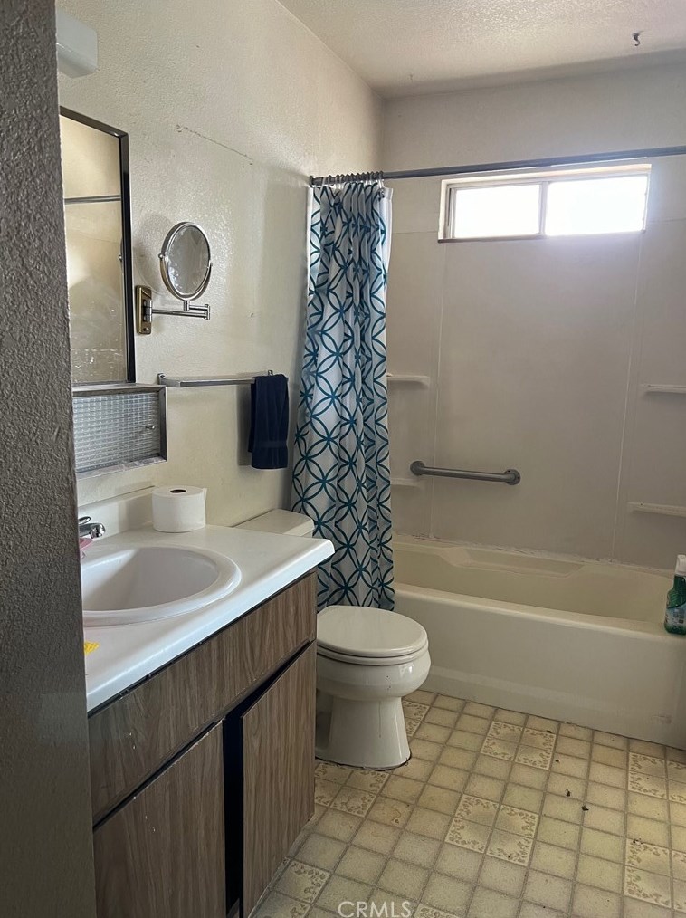 405 Locust St, Gridley, CA 95948