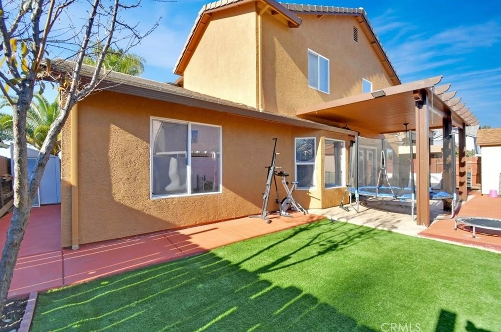 527 Harding Rd, Yuba City CA  95993-9277 exterior