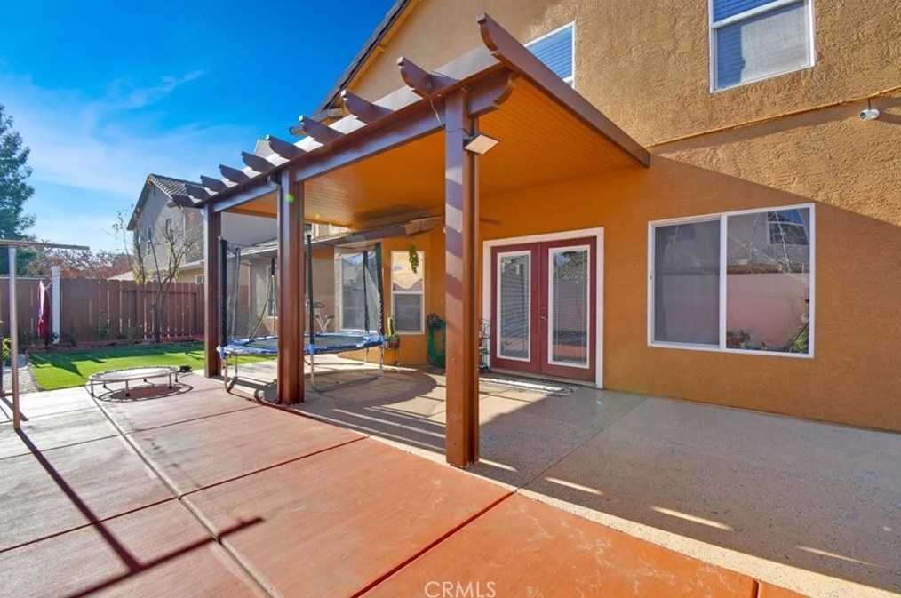 527 Harding Rd, Yuba City CA  95993-9277 exterior