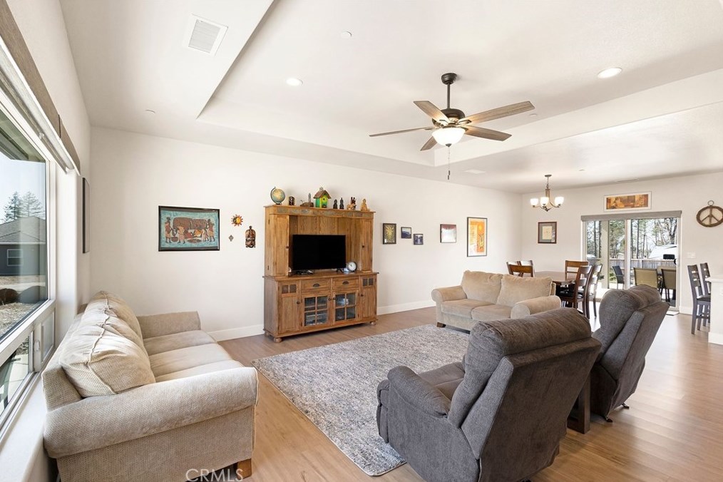 1715 Ellis Dr, Paradise CA  95969-5529 exterior