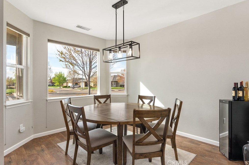 112 Degarmo Dr, Chico CA  95973-8010 exterior