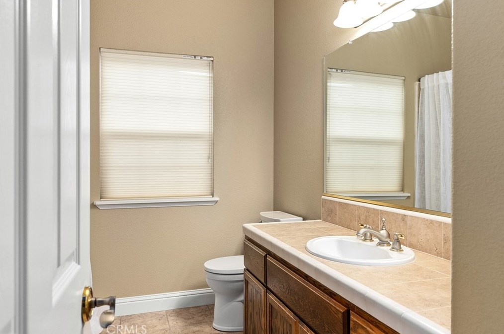 441 Southbury Ln, Chico CA  95973-8207 exterior