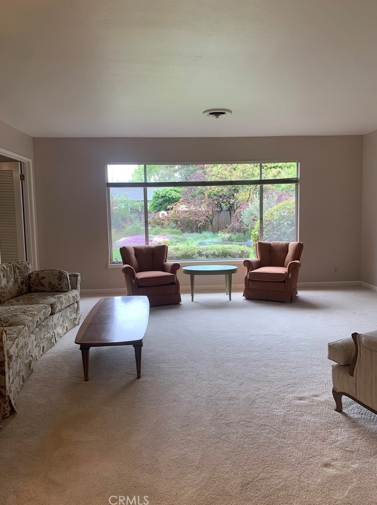 9 Sunland Dr, Chico CA  95926-1445 exterior