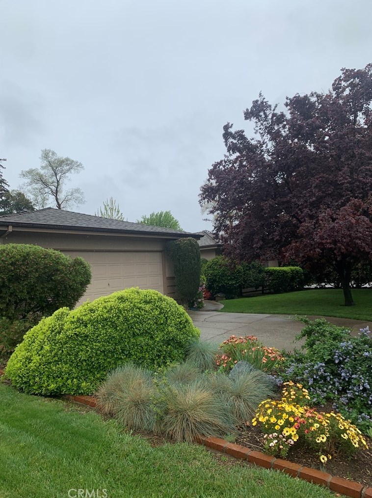 9 Sunland Dr, Chico CA  95926-1445 exterior