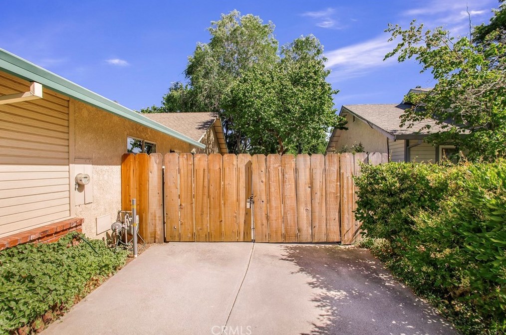 253 Picholine Way, Chico CA  95928-4321 exterior