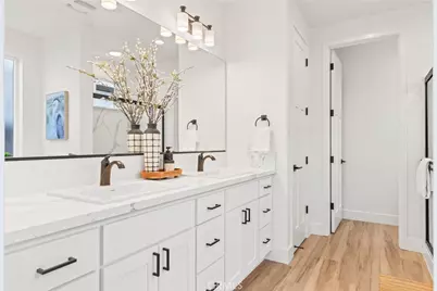 9 Harkness Court, Chico, CA 95973 - Photo 13