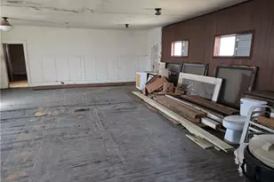 503 Birch St, Los Angeles, CA 96137 - Photo 17