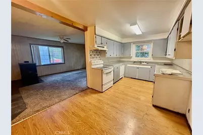 216 College Avenue, Weed, CA 96094 - Photo 11