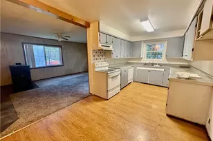 216 College Ave, Weed, CA 96094 - Photo 11