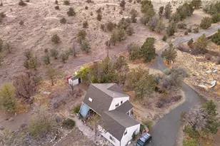 10410 County Hwy A12, Montague, CA 96064 - Photo 11