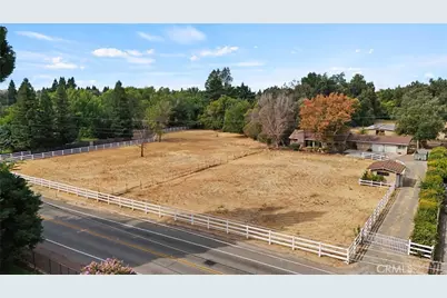 875 El Monte Avenue, Chico, CA 95928 - Photo 5