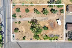 880 Elliott Rd, Paradise, CA 95969 - Photo 1