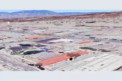 323 North Street, Taft, CA 93268 - Photo 1