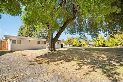 599 East Avenue, Chico, CA 95926 - Photo 21