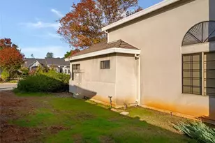2132 Hope Ln, Redding, CA 96003 - Photo 29
