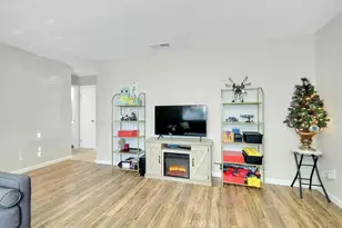 4429 Martel Dr, Olivehurst, CA 95961 - Photo 13