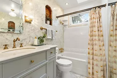 496 E 3rd, Chico, CA 95926 - Photo 23