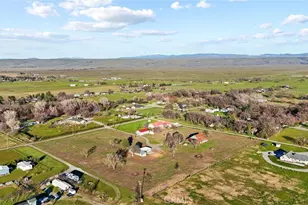 25245 2nd Ave, Los Olivos, CA 96055 - Photo 47