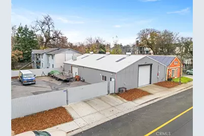 1023 W 8th Street, Chico, CA 95928 - Photo 1