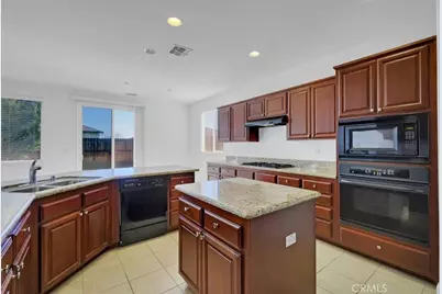 3813 Arcano, Olivehurst, CA 95961 - Photo 9