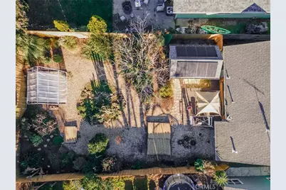 1076 E 9th Street, Chico, CA 95928 - Photo 9