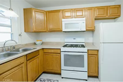 1076 E 9th Street, Chico, CA 95928 - Photo 45