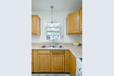 1076 E 9th Street, Chico, CA 95928 - Photo 47