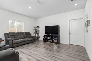 5101 McLaren Dr, Redding, CA 96002 - Photo 3