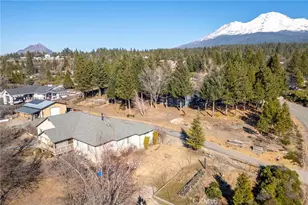2620 Fryers Way, Mount Shasta, CA 96067 - Photo 35