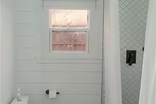 460 E 10th Ave, Chico, CA 95926 - Photo 21