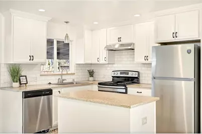 438 W 1st, Chico, CA 95926 - Photo 3