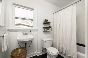 686 E 7th St, Chico, CA 95928 - Photo 19