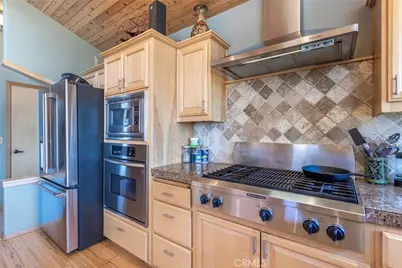 5716 Palmer Drive, Weed, CA 96094 - Photo 9