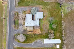 907 Ball Mountain Little Shasta, Montague, CA 96064 - Photo 3